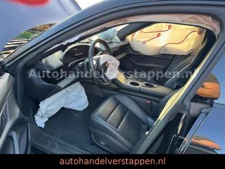 Porsche Taycan 350KW Panorama Leder CAM 93KWH picture 30