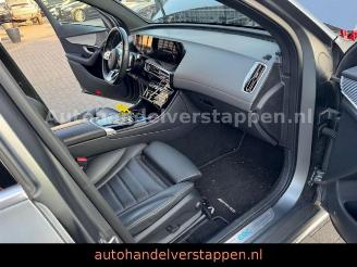 Mercedes EQC 400 4Matic AMG Sport 300KW Grau Magno picture 31