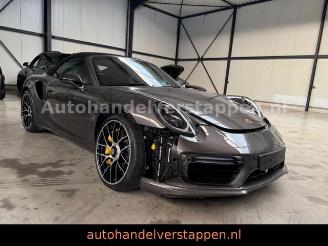 damaged passenger cars Porsche 911 Turbo S Cabriolet 3.8L 427KW Carbon 2018/7