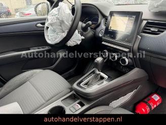 Renault Arkana E-TECH 1.6L 145 TECHNO picture 10