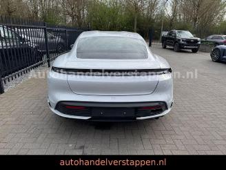 Porsche Taycan Sport 93KWH Sport-Design-Paket picture 10