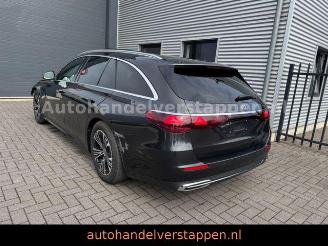damaged passenger cars Mercedes E-klasse 450d 4Matic Avantgard Advancd Panorama 2024/6