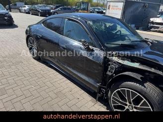 Porsche Taycan Sport Chrono Bose ACC GlasDach 93KWH picture 6