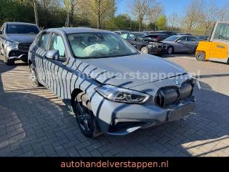 skadebil auto BMW 1-serie  2023/11