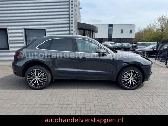 Porsche Macan S 3.0L Diesel PDK Panorama Leder 20'' picture 3
