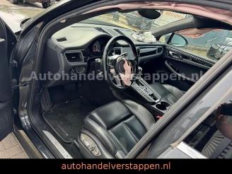 Porsche Macan S 3.0L Diesel PDK Panorama Leder 20'' picture 21