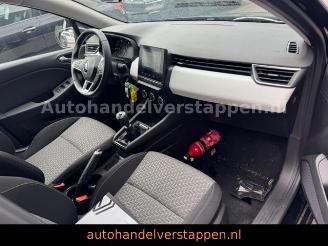 Renault Clio V TCE 90 Evolution Facelift picture 30