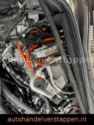 BMW iX1 20 eDrive 67KWH -150KW- Premium-Paket picture 16