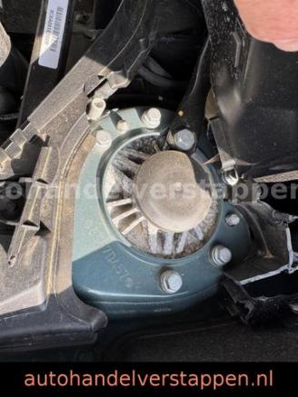 BMW iX1 20 eDrive 67KWH -150KW- Premium-Paket picture 20