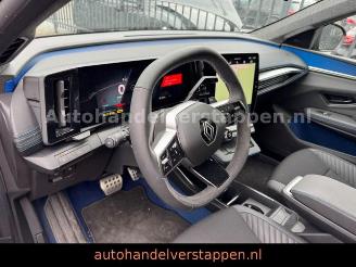 Renault Scenic E-TECH  220 Long Range Esprit Alpine picture 28