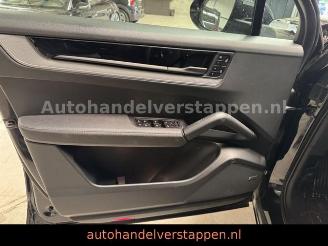 Porsche Cayenne E-Hybrid 346KW Matrix Bose Sport chrono picture 21