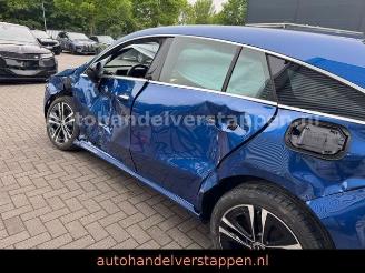 Mercedes Cla-klasse 250e Shooting Brake Panorama Facelift picture 6