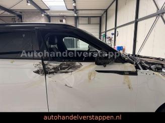 Land Rover Range Rover Velar R-Dynamic SE 150KW Diesel picture 15