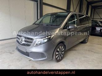 Vaurioauto  passenger cars Mercedes   2023/2