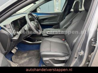 Renault Scenic E-Tech Electric 220 Long R. Esprit Alpine picture 14