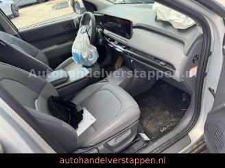 Kia EV3 150 kW 81KWH BATTERY  BUSINESS PLUS picture 30