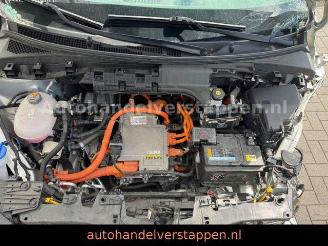 Kia EV3 150 kW 81KWH BATTERY  BUSINESS PLUS picture 24