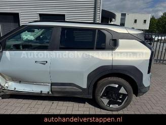 Kia EV3 150 kW 81KWH BATTERY  BUSINESS PLUS picture 6