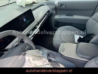 Kia EV3 150 kW 81KWH BATTERY  BUSINESS PLUS picture 31