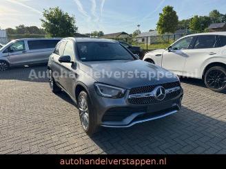 Vaurioauto  passenger cars Mercedes GLC 300e 235KW 4Matic AMG Sport 2021/9