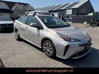 krockskadad bil auto Toyota Prius Comfort 1.8i VVT-i Hybrid JBL 2021/4