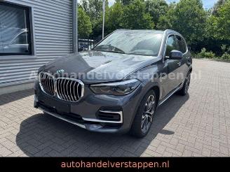 Damaged car BMW X5 xDrive 45e xLine Sport 290KW Airmatic 2022/2