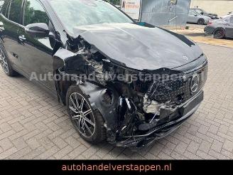 Mercedes EQA 350 4Matic AMG Line 215KW picture 9