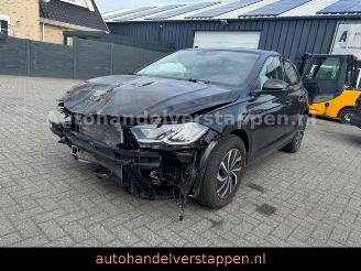 uszkodzony samochody osobowe Volkswagen Polo VI Life TSI DSG Discover Pro NAVI LED 2024/12