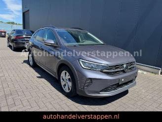 uszkodzony samochody osobowe Volkswagen Taigo III Life Licht + Sicht Plus, IQ.DRIVE-Pake 2022/11