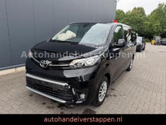 Schadeauto Toyota ProAce L2 Kasten Comfort 106 kW D-4D KAT 2023/12