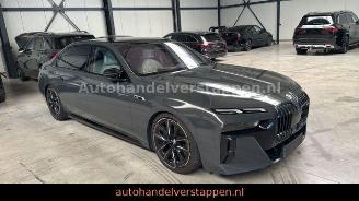 Autoverwertung BMW M7 60e xDrive 420KW M Performance VOLL 2023/7