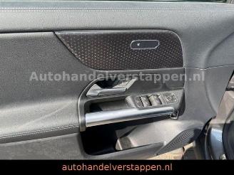 Mercedes EQA 250+ Progressive Pano Leder Navi+ 71KWH picture 16