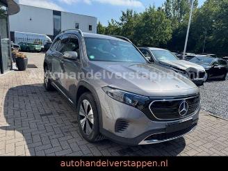 krockskadad bil auto Mercedes EQB 250+ Progressive 7-Personen Leder LED NAVI 2023/8
