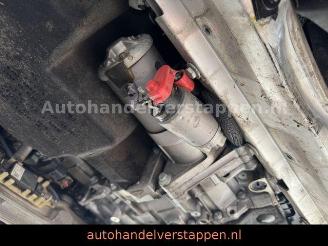 Land Rover Discovery Sport S AWD D165 Aut. Pano Leder 7sitz picture 10
