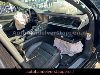 Porsche Panamera 4 E-Hybrid Sport Chrono Panorama picture 24