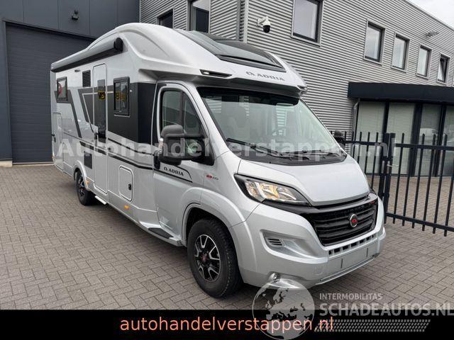 Adria Matrix 670 DL SUPREME 180POWER AUTO Hubbet