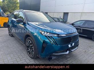 krockskadad bil auto Peugeot 5008 Hybrid 145 GT AUTO 7-Personen 2025/12
