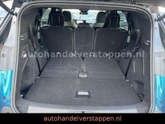 Peugeot 5008 Hybrid 145 GT AUTO 7-Personen picture 21