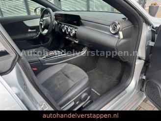 Mercedes Cla-klasse 180 Shooting Brake AMG Sport Panorama picture 22