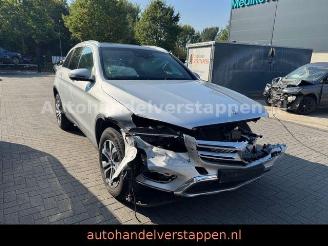 Mercedes GLC 220 d 4Matic Exclusive Pano LEDER picture 3