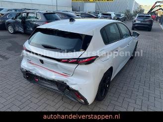 Peugeot 308 Hybrid 145 Style Automatic Facelift picture 7