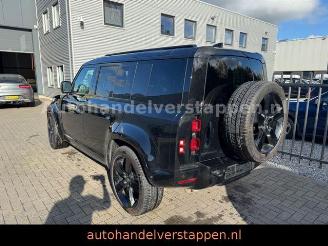 Land Rover Defender 110 X-Dynamic SE 3.0D 183KW BLACK Pack picture 2