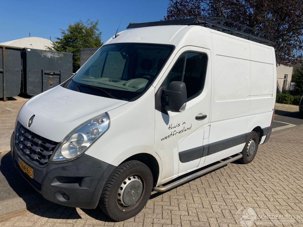 Renault Master T35 2.3 dCi L1H2 | NAP | airco | imperiaal |