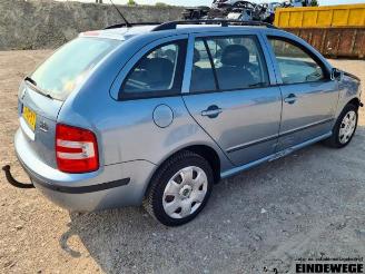 Skoda Fabia Fabia (6Y5), Combi 5-drs, 2000 / 2007 1.4i 16V picture 3