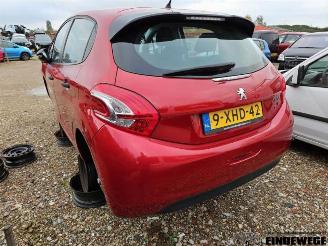 Peugeot 208 208 I (CA/CC/CK/CL), Hatchback, 2012 / 2019 1.0 Vti 12V PureTech picture 2