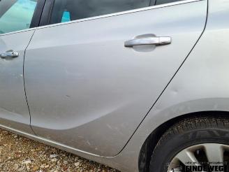 Opel Zafira Zafira Tourer (P12), MPV, 2011 / 2019 2.0 CDTI 16V 110 Ecotec picture 12