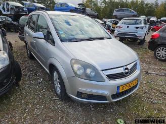 Autoverwertung Opel Zafira Zafira (M75), MPV, 2005 / 2015 2.2 16V Direct Ecotec 2007/11