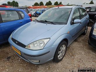 Vrakbiler auto Ford Focus Focus 1, Hatchback, 1998 / 2004 1.6 16V 2004/10