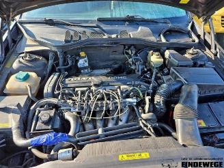 Volvo V-70 V70 (GW/LW/LZ), Combi, 1997 / 2002 2.5 10V picture 5