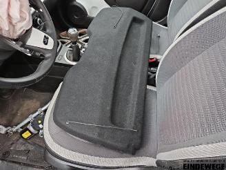 Renault Twingo Twingo III (AH), Hatchback 5-drs, 2014 / 2024 1.0 SCe 65 12V picture 8